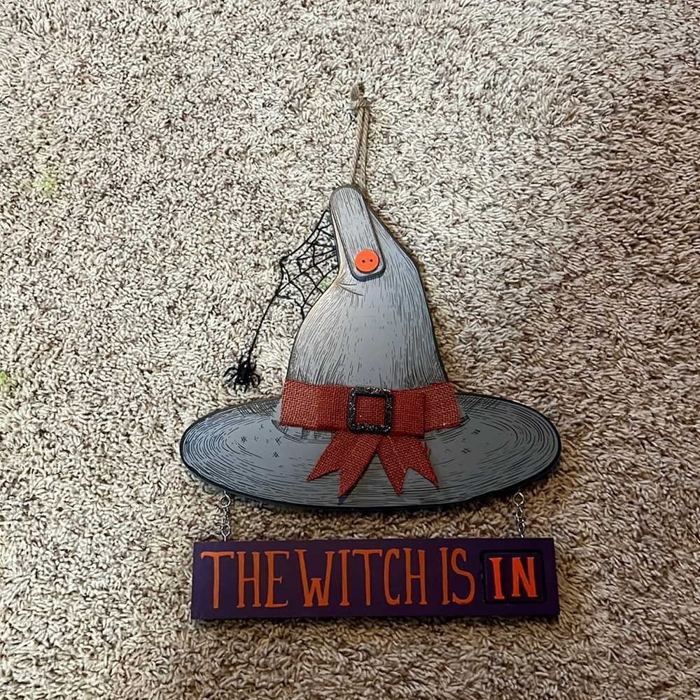 NEW condition Halloween “The Witch Is In/Out” witch hat hanging decor/sign!!